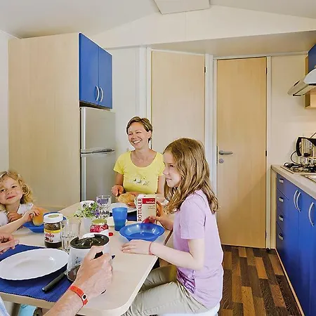 Mobile Homes Knaus Rugen Altenkirchen - Dos071007-mya Hébergement de vacances Altenkirchen (Mecklenburg-Vorpommern)